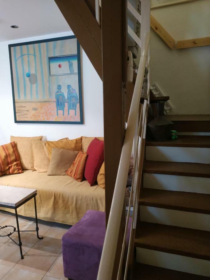 Studio Apt Great Location Heart Of Downtown District Apartamento Haifa Exterior foto